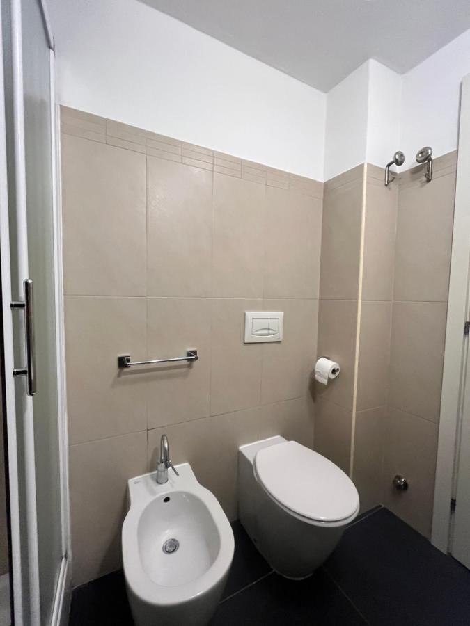 Bocconi Apartment Мілан Екстер'єр фото
